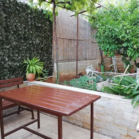 Apartman Adria *