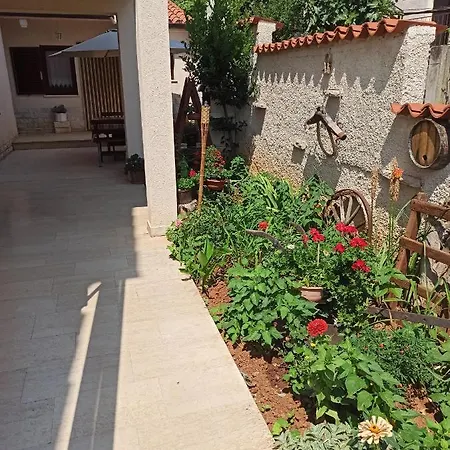 Adria Apartmán Pula