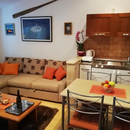 Adria Apartman