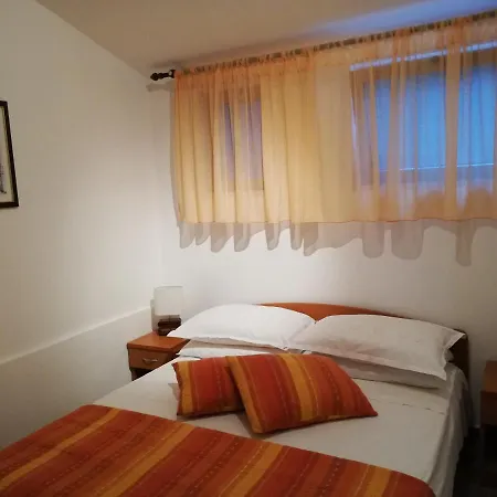 Apartament Adria